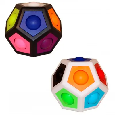 Magic-Fidget-Cube-7-cm-Sort-eller-Hvid