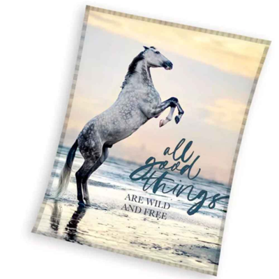 Stort Tæppe med Vild Hest 150x200cm